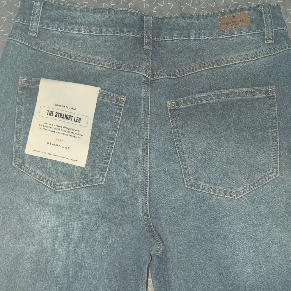 Women's Blue Jeans - Picture 4 of 4